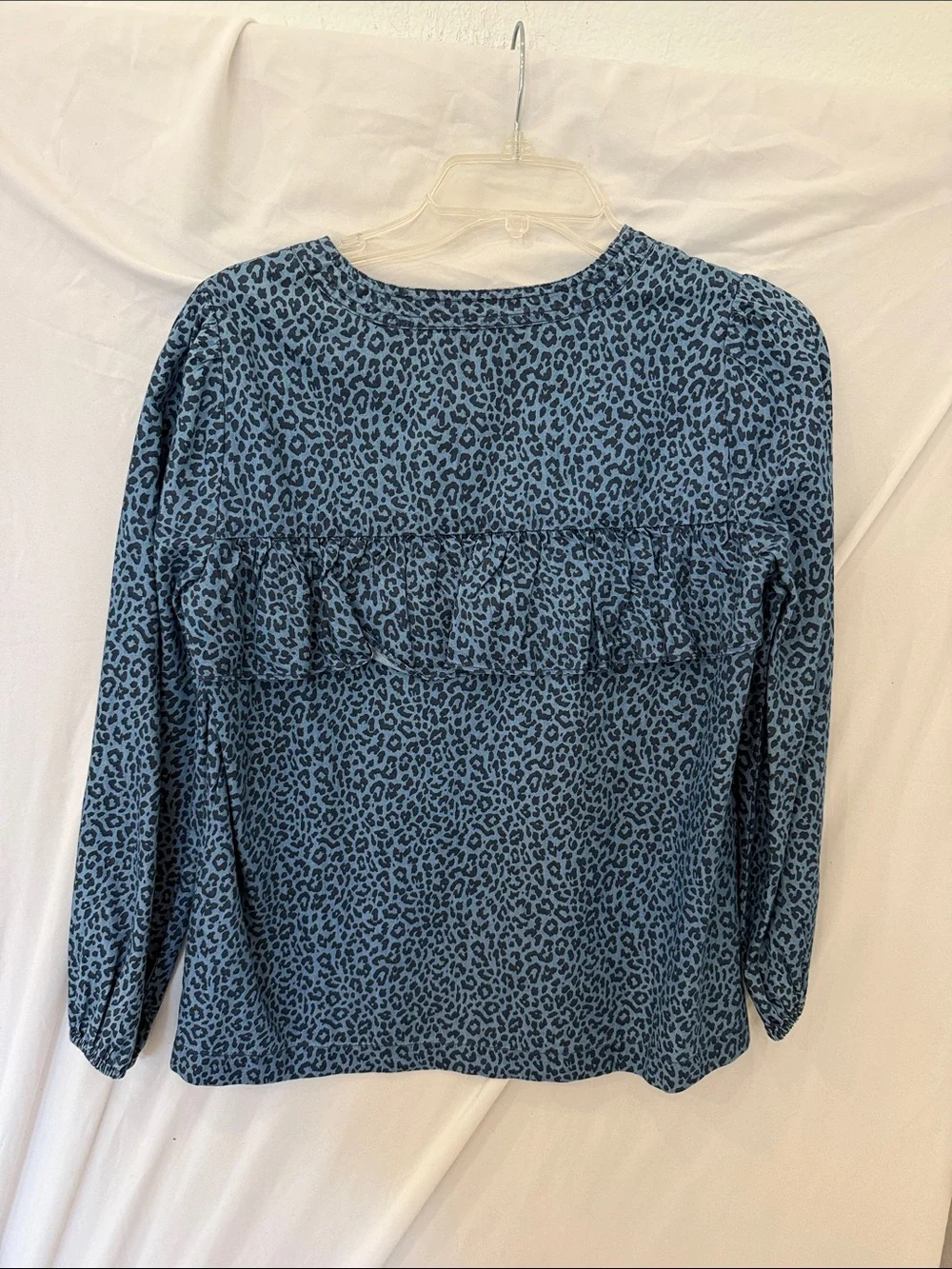 JCrew blue cheetah leopard print long sleeve length ruffle blouse womens Xs